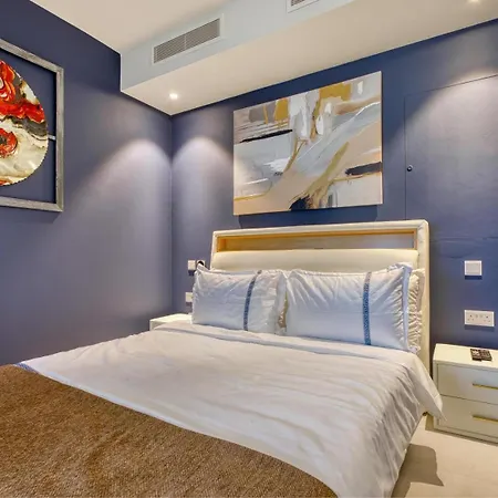 Official Mercury Lux 2br In The Heart With Ac