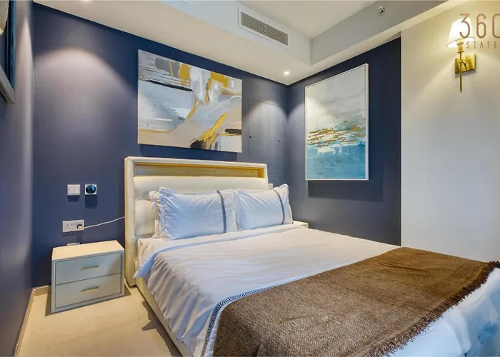 Official Mercury Lux 2br In The Heart With Ac *