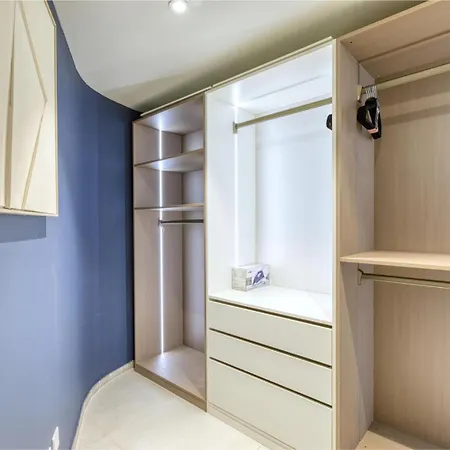 Official Mercury Lux 2br In The Heart With Ac *