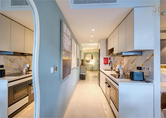 Official Mercury Lux 2br In The Heart With Ac